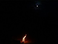 campfire moon a.jpg (3374 bytes)