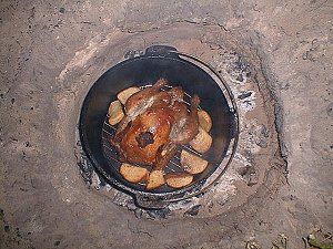 roast chicken2.jpg (29089 bytes)